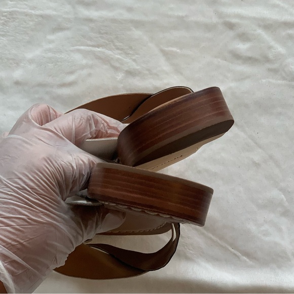 New Bernado White, Black, and Tan Tia Sandal Slide, Size 11! - Picture 4 of 11